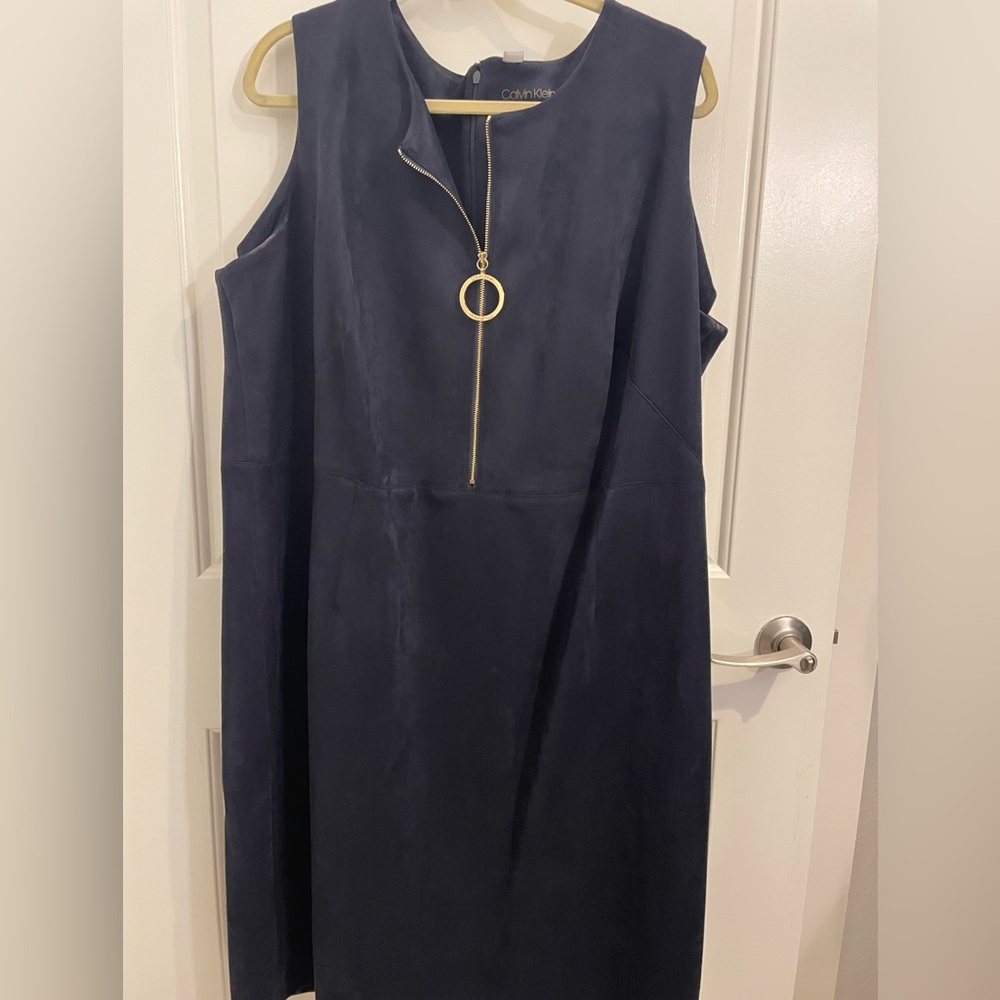 Calvin Klein womens plus size 22 black faux suede sheath dress with gold zipper